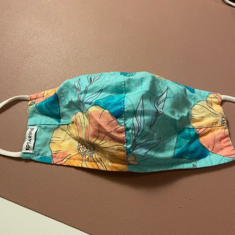 Pura Vida Face Mask